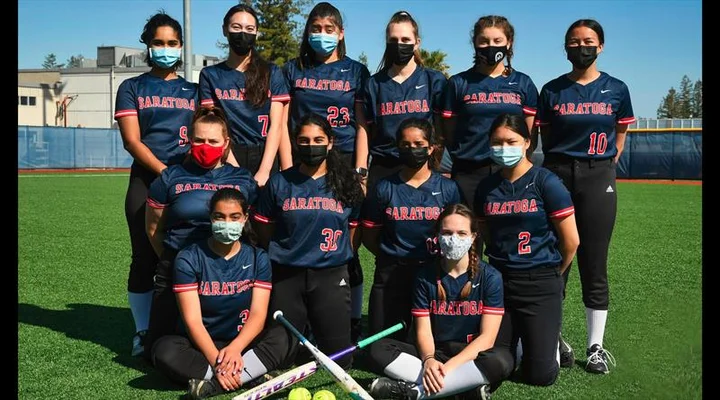 2021 Varsity Softball Team